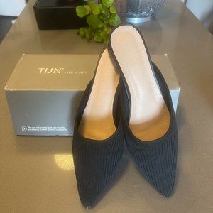 TIJN Helka Mule Black sz. 8 New, Unused.
